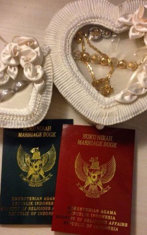 ring buku nikah